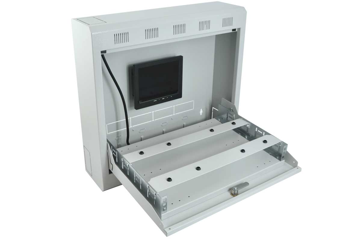 inblok-con-monitor-8